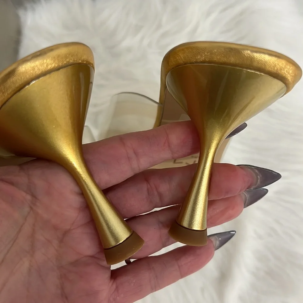 Marc fisher gold slip on brand new - Picture 5 of 9